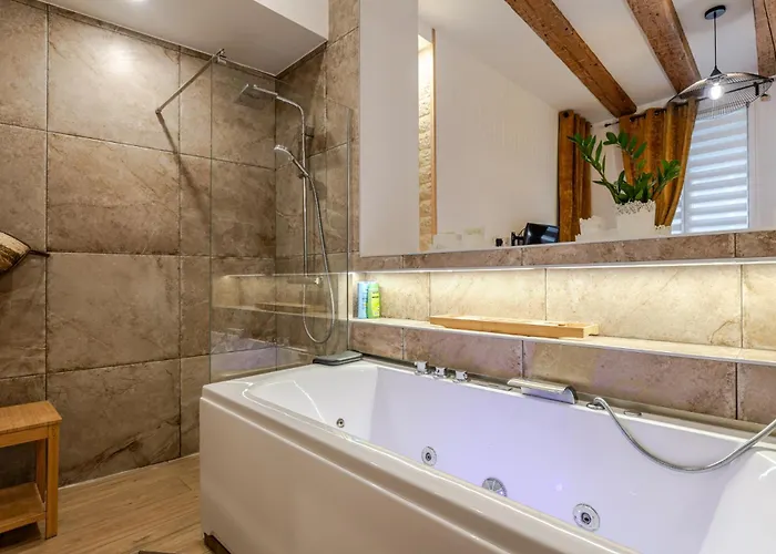 Jacuzzi/cathedrale *